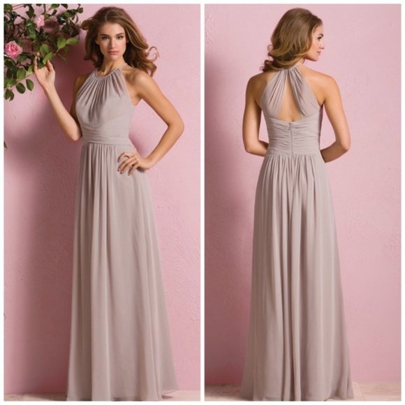 Jasmine Dresses & Skirts - NWT B2 Jasmine Halter Neckline Chiffon Dress size 6